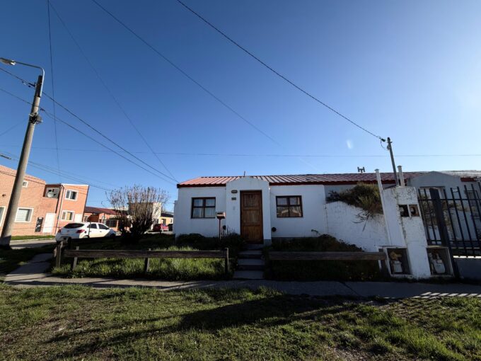 🔴 VENTA – CASA  – C.G.T.